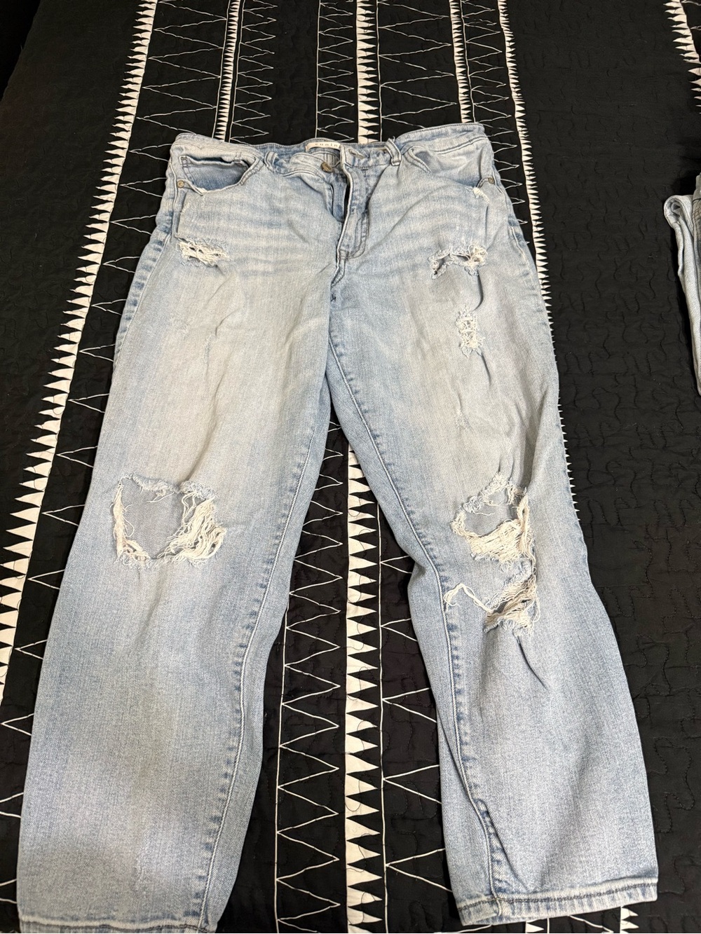 eunina Light Blue Distressed Boyfriend Jeans